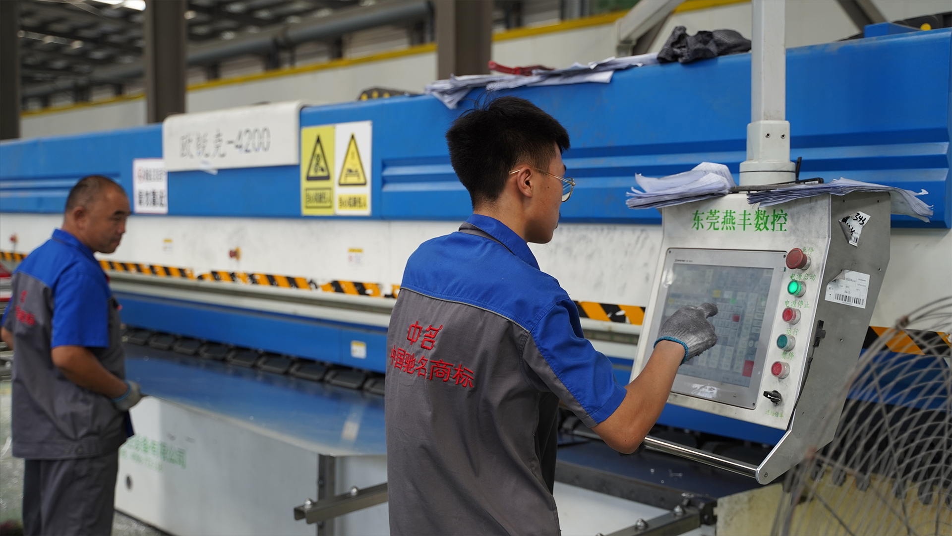 影響氟碳鋁單板使用年限的主要因素都有哪些？