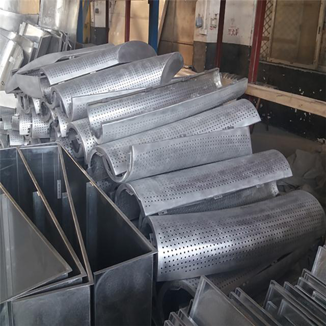 如何實現(xiàn)沖孔鋁單板的高品質(zhì)生產(chǎn)？3個關(guān)鍵！